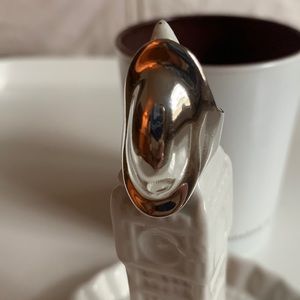 Sterling silver Modern ring - size 7 looks great with anything!